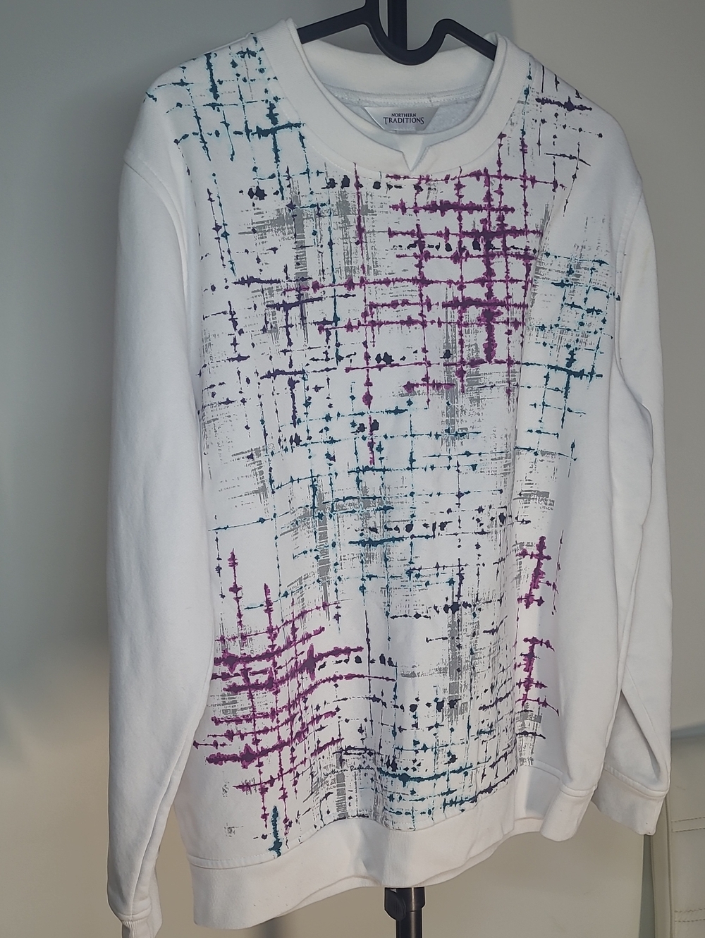 White Abstract Print Women’s Sweater - Purple & Teal Northern Traditions Sz M